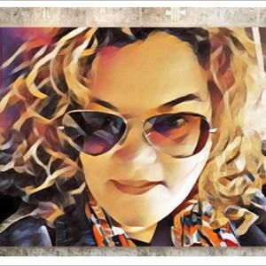 Meet your Posher, Stacy